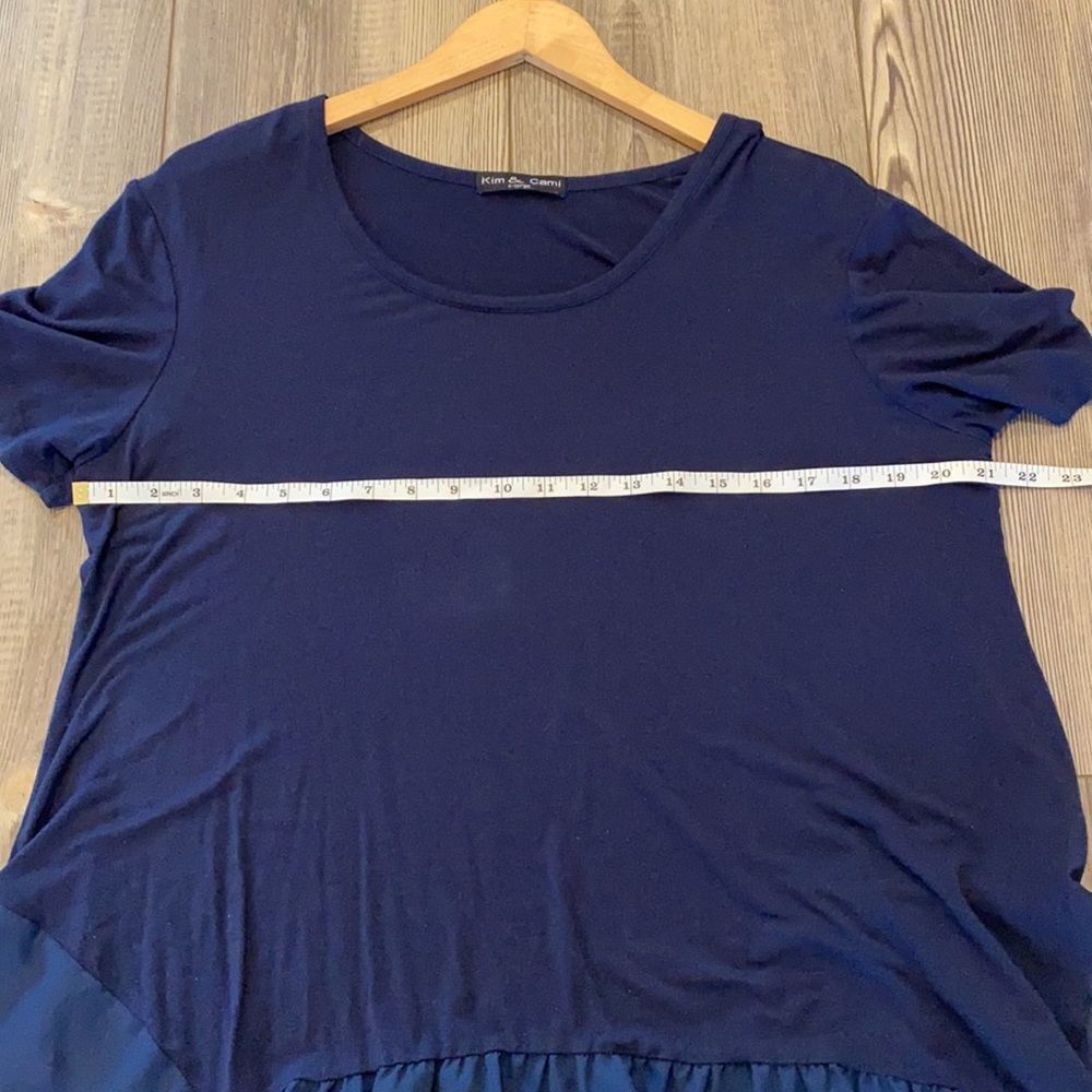 KIM & CAMI Navy Blue Top - Picture 5 of 10